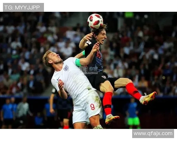 聚焦绿茵巨星光辉瞬间展现足球球星独特风采