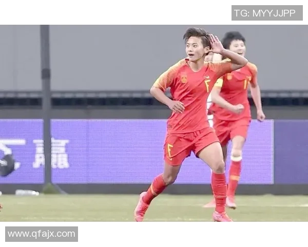 卡王霜:从足球场到时代偶像 女足明星如何塑造自己的传奇之路 卡王霜:从足球场到时代偶像 女足明星如何塑造自己的传奇之路