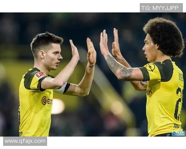 大黄蜂足球球星高清风采展现 赛场英姿与个人魅力并重